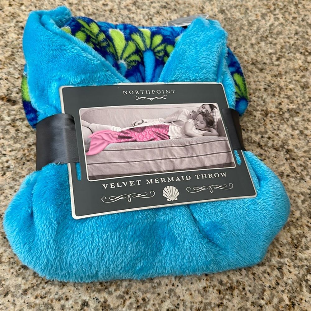 Velvet mermaid throw,soft light weight